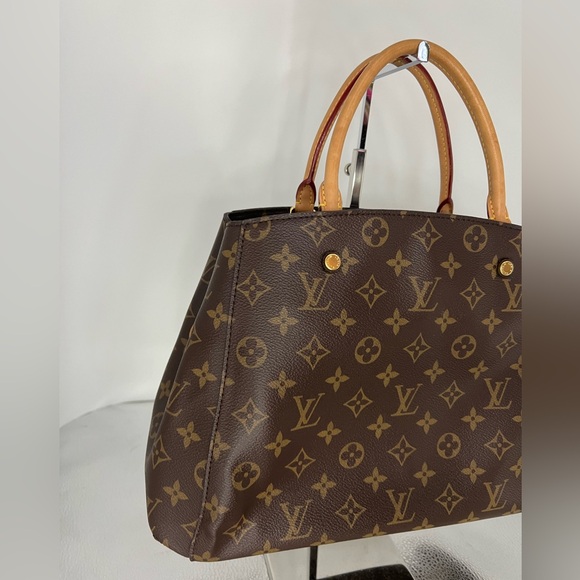 Louis Vuitton Montaigne bag - Picture 2 of 14